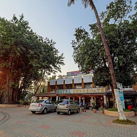 Oyo 77491 Hotel Shreenath Valsad Exteriér fotografie